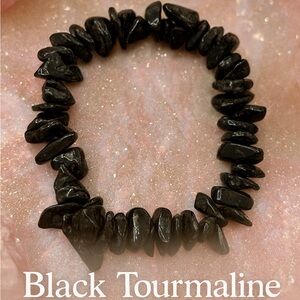 Black Tourmaline Chip Bracelet‎